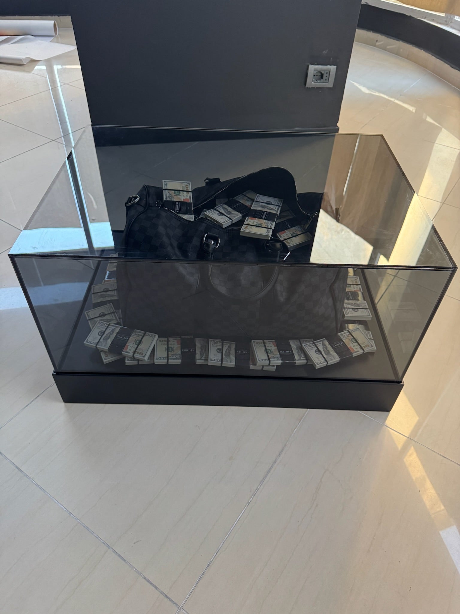 500K Money Table